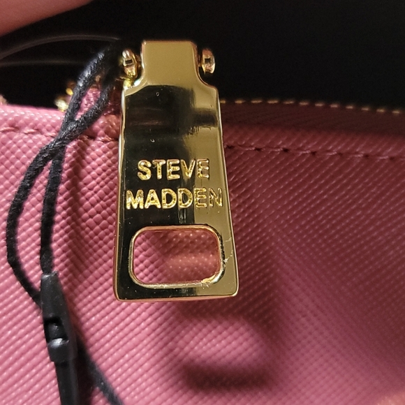 Wallet - Picture 4 of 4